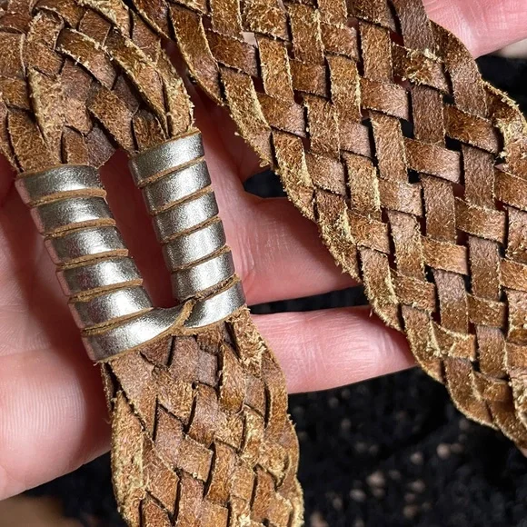 GAP Metallic Braided Leather Belt - Picture 6 of 7